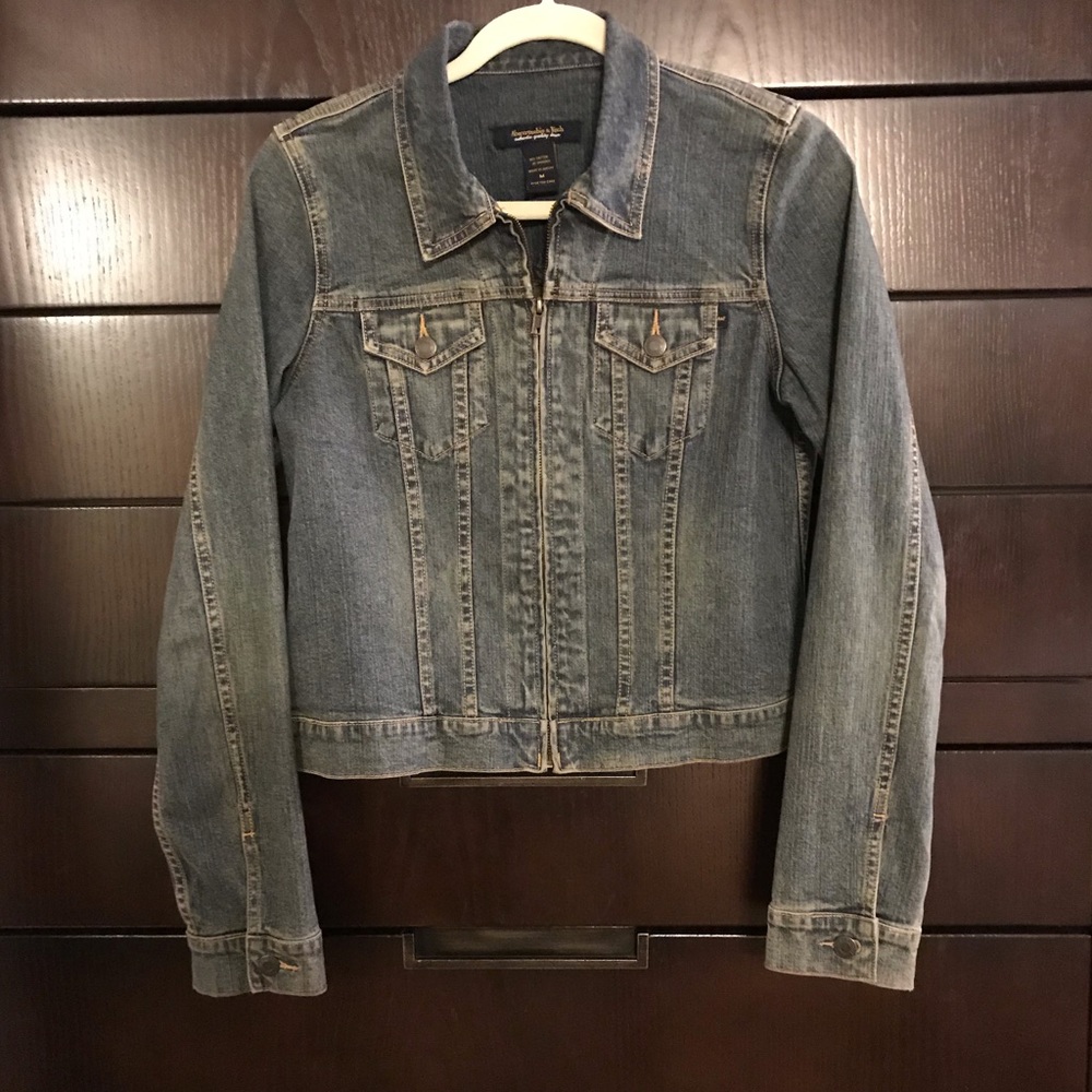 Abercrombie & Fitch Classic Denim Jacket